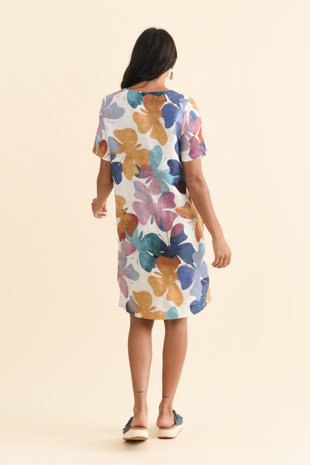 alt text|model:Brontie image 5