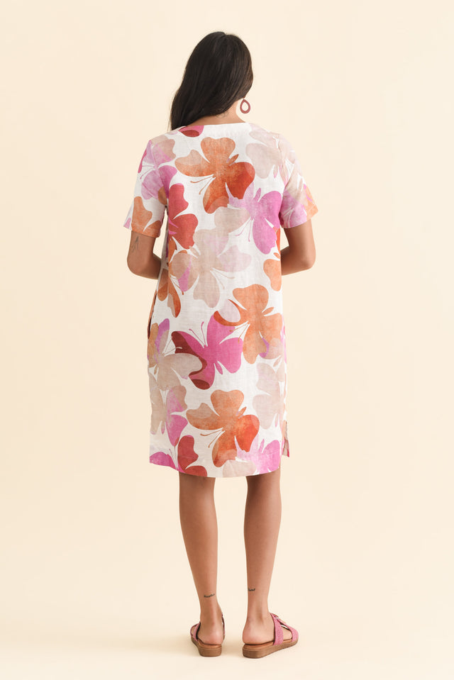 alt text|model:Brontie image 5