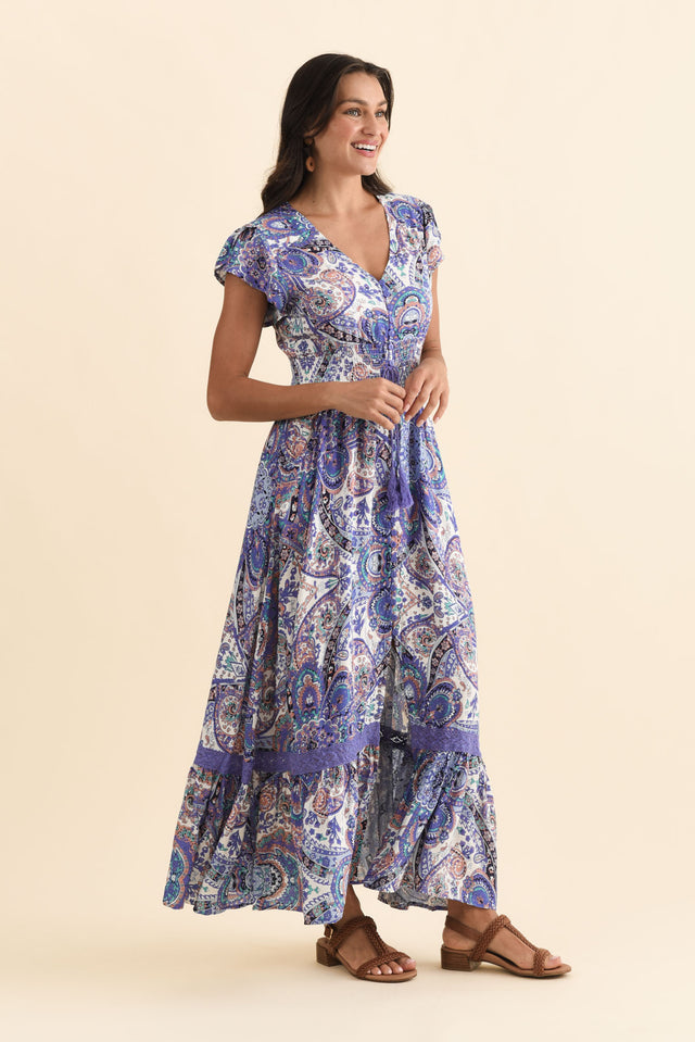 alt text|model:Brontie image 3