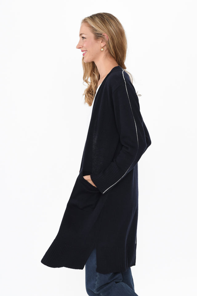 alt text|model:Anthea image 3