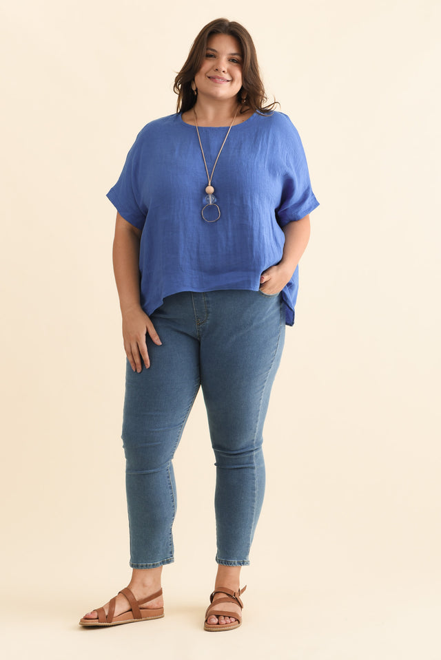 Chaya Cobalt Linen Top,Brunette model,alt text|model:Gabby image 10