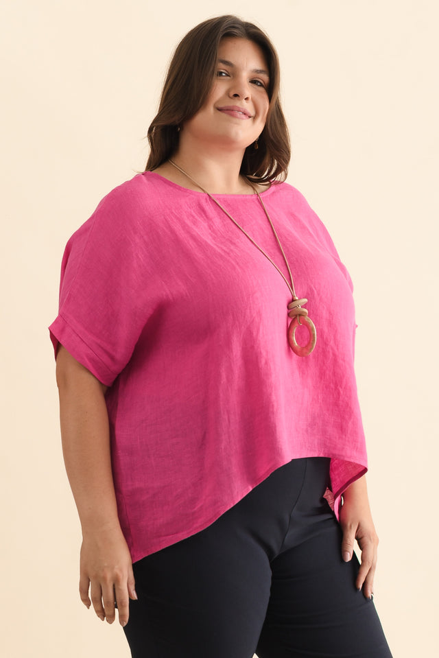 Chaya Hot Pink Linen Top,Brunette model,alt text|model:Gabby image 11