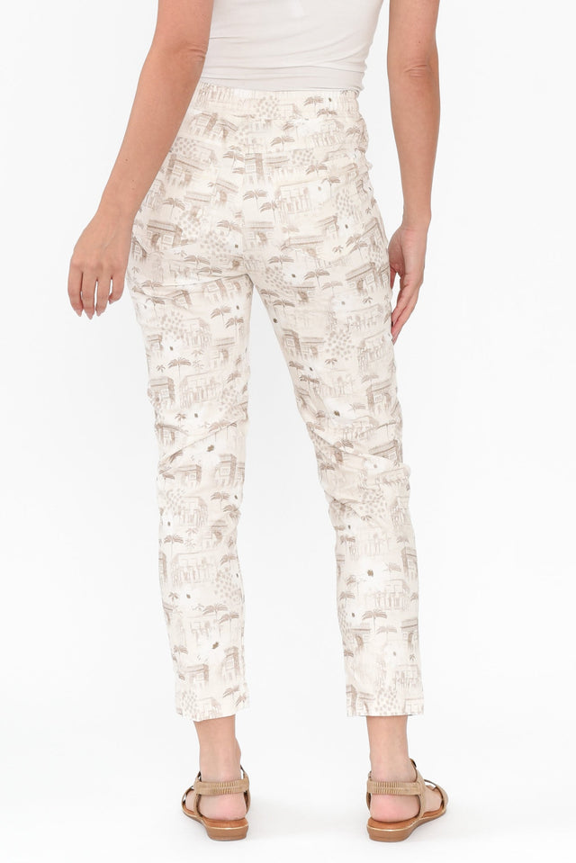 alt text|model:MJ image 5