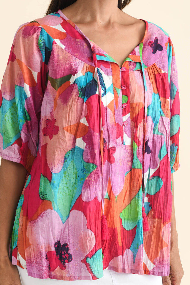 alt text|model:Cara image 6