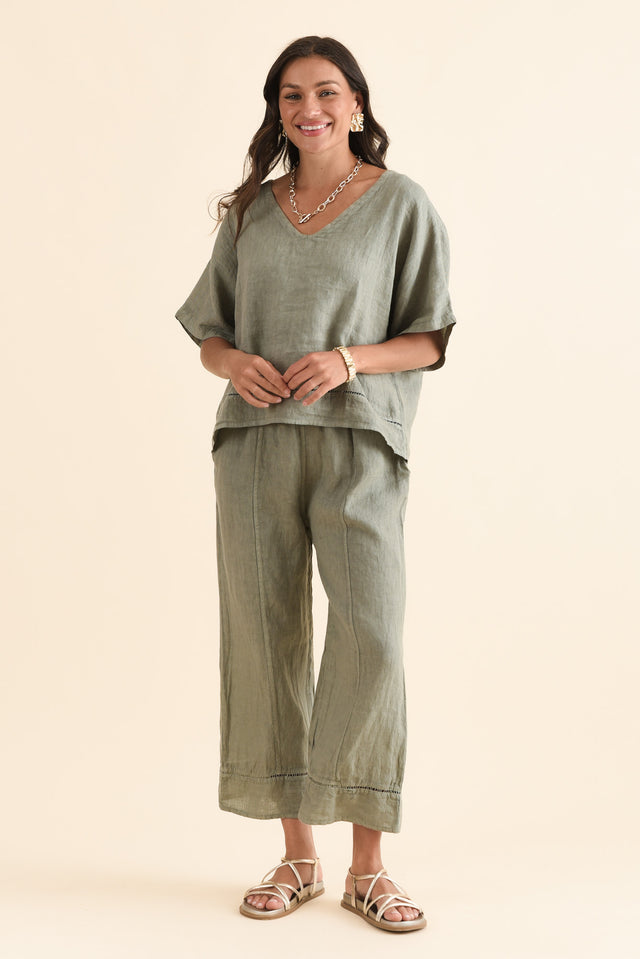 Coan Khaki Linen Trim Top,Full Body,Brunette model,alt text|model:Brontie image 6
