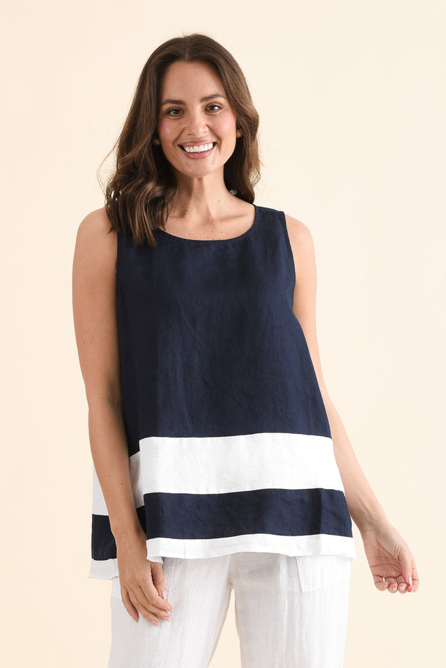 Cobie Navy Contrast Linen Top,Front,Brunette model,alt text|model:MJ