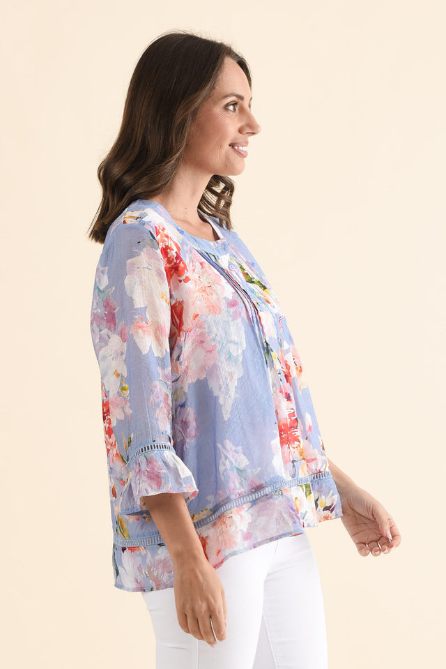 Coleman Blue Bloom Button Top,Side,Brunette model,alt text|model:MJ image 3
