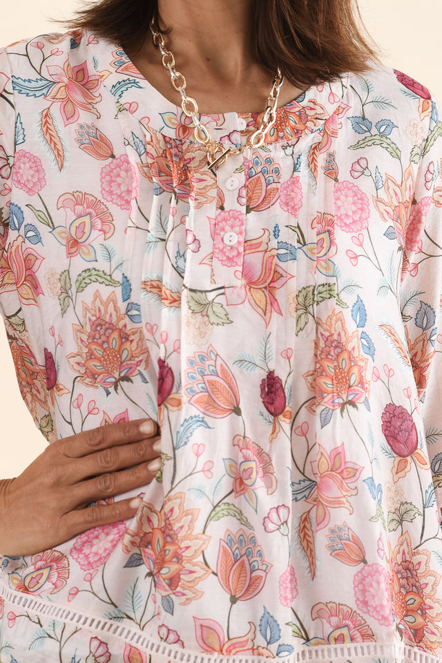 Coleman Pink Blossom Button Top,Detail,Brunette model,alt text|model:Cara image 5