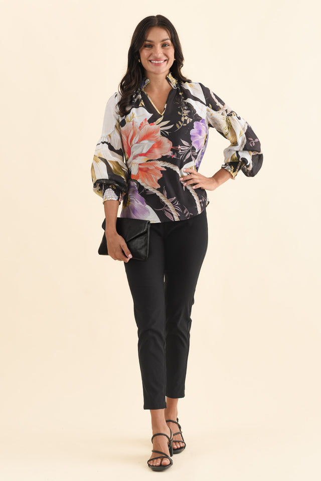 alt text|model:Brontie