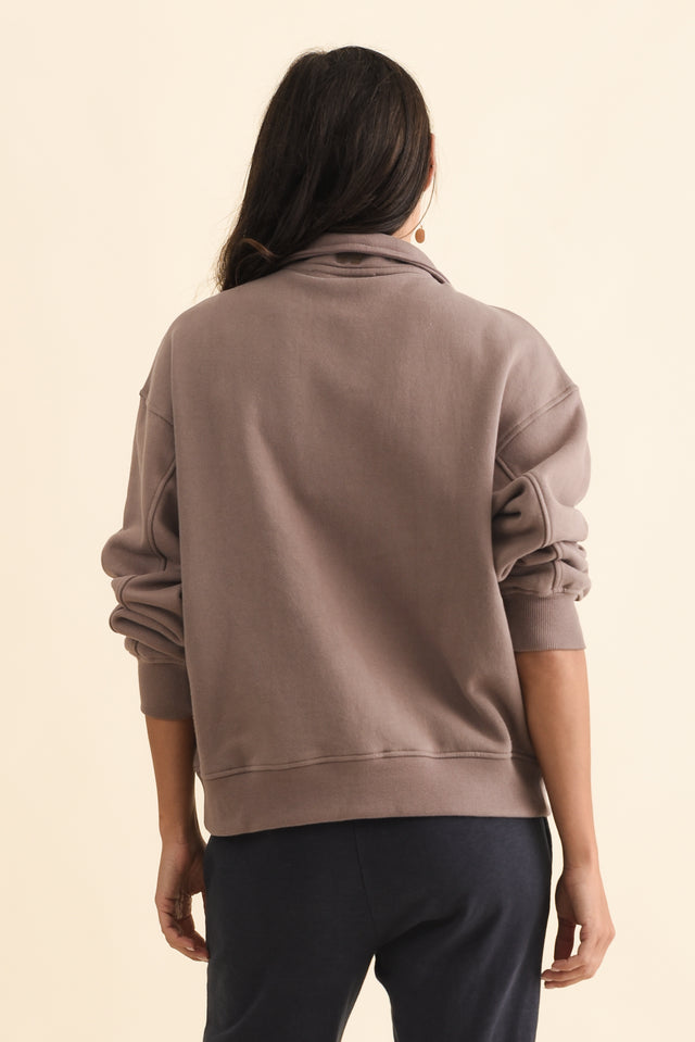 College Mocha Zip Sweatshirt,Brunette model,alt text|model:Brontie image 5