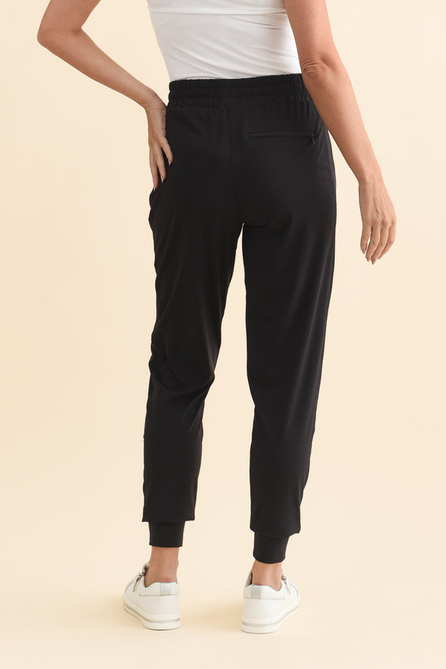 alt text|model:MJ image 5