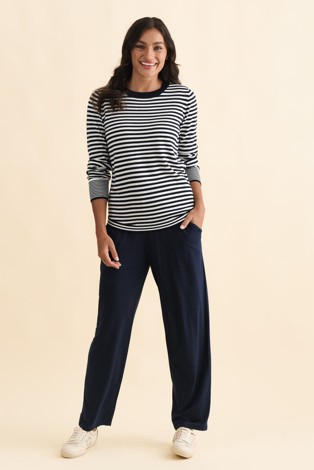 Colorado Navy Stripe Knit Top,Brunette model,alt text|model:Brontie image 7
