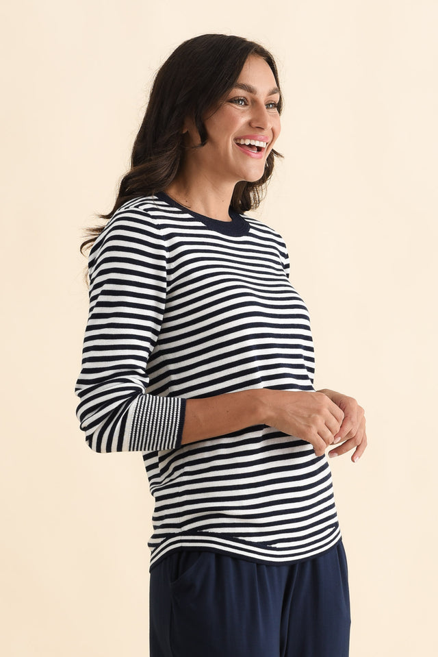 Colorado Navy Stripe Knit Top,Brunette model,alt text|model:Brontie image 4