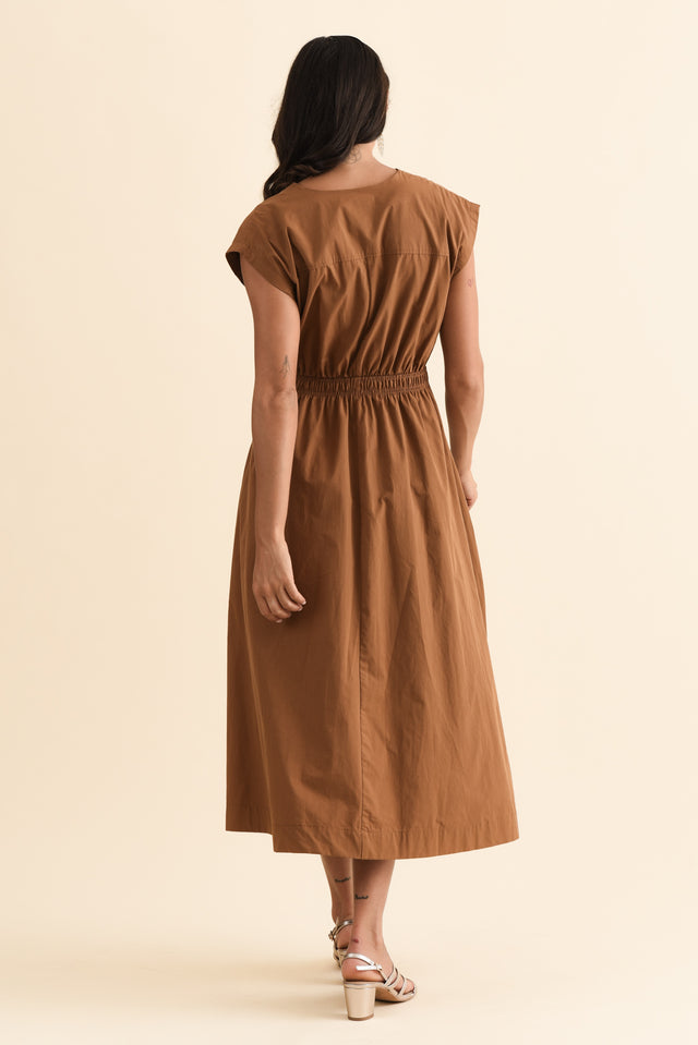 alt text|model:Brontie image 5