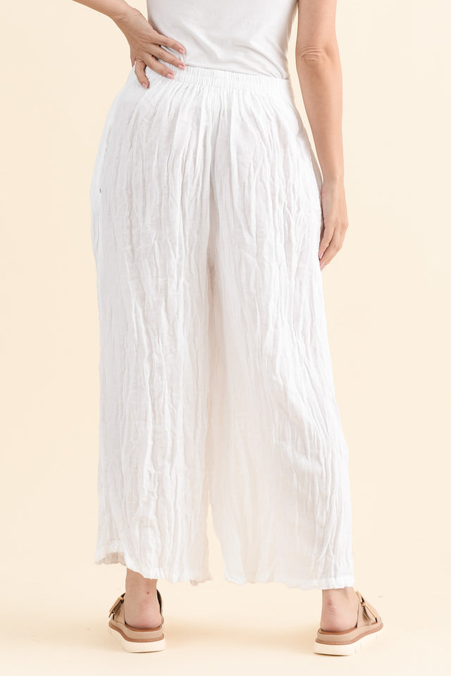 Costello White Crinkle Cotton Pants,Back,Brunette model,alt text|model:MJ image 5