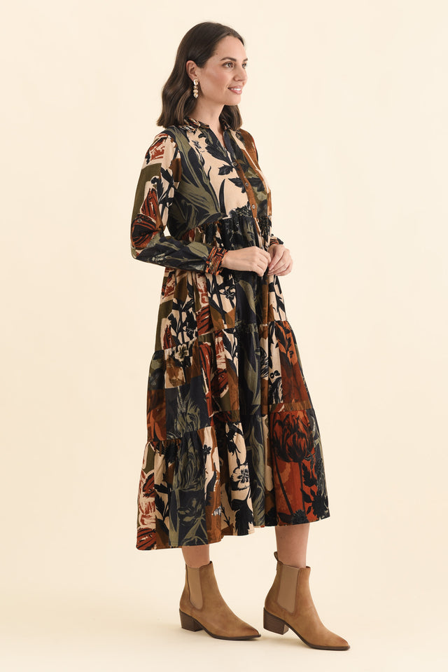 Crowne Orange Floral Cotton Pocket Dress,Brunette model,alt text|model:MJ image 5