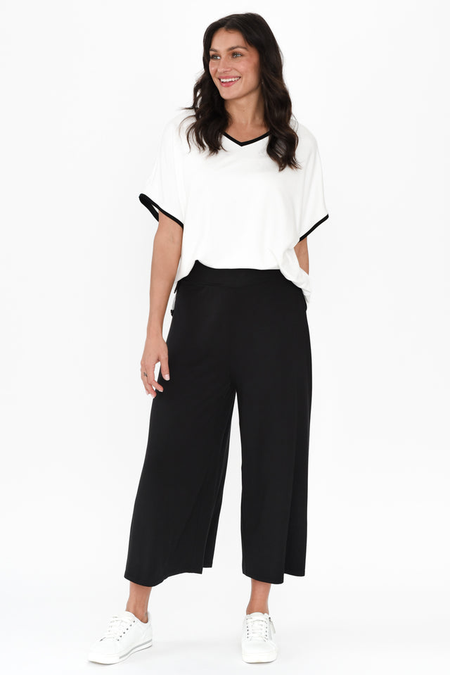 alt text|model:Brontie image 7