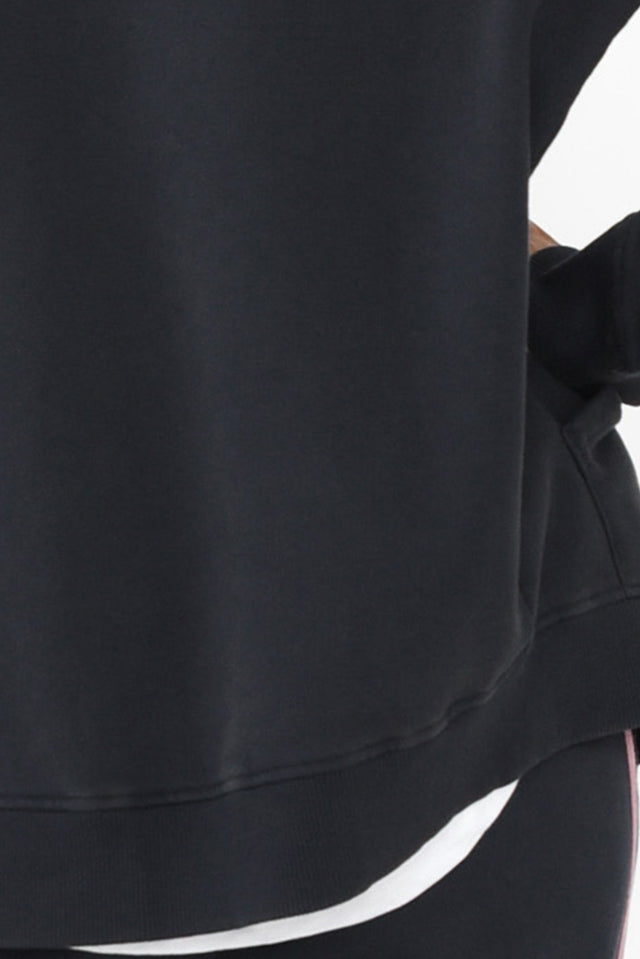 alt text|model:Cara image 8