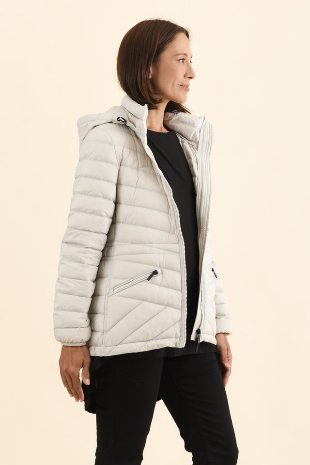 Cushla Grey Down Puffer Jacket,Brunette model,alt text|model:Cara image 4