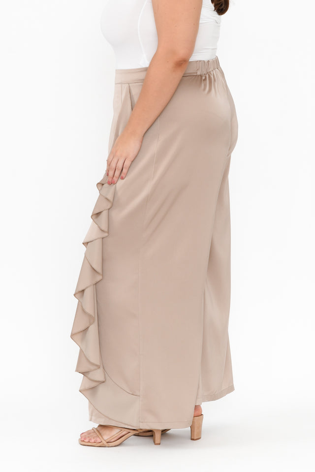 Dancer Taupe Ruffle Pants,Brunette model,alt text|model:Gabby image 11