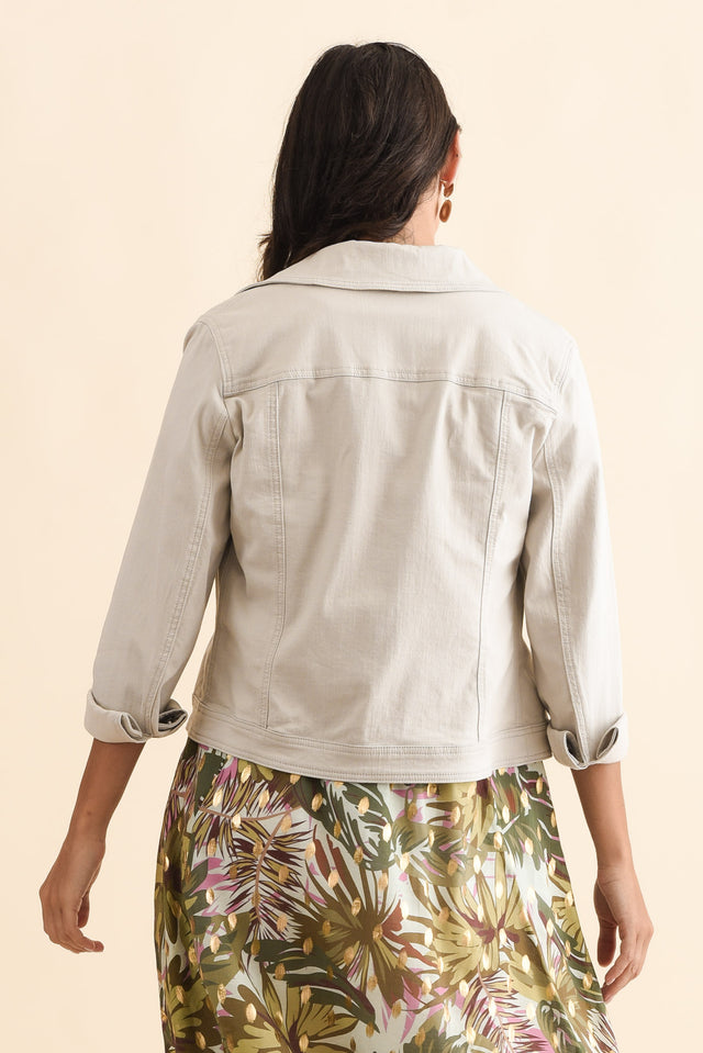 Danielle Stone Stretch Jean Jacket,Brunette model,alt text|model:Brontie image 6