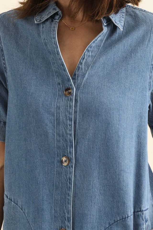 Dawson Blue Denim Button Dress,brunette model,Close up of outfit,alt text|model:Cara image 5