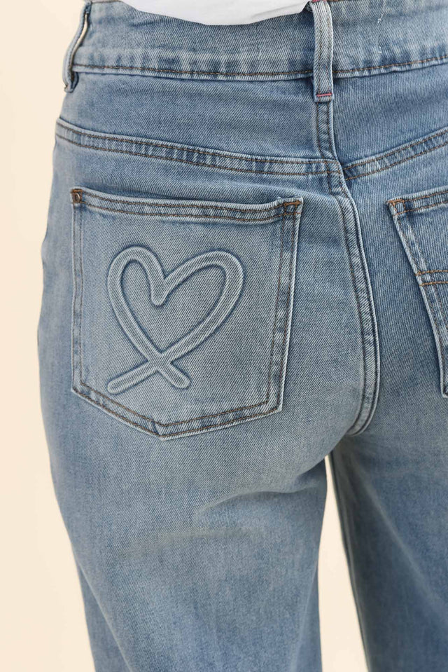 Deb Mid Blue Denim Wide Leg Jeans,Detail,Brunette model,alt text|model:Cara image 8