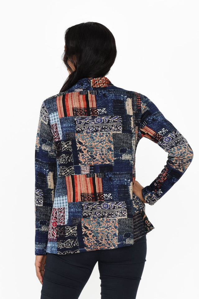 alt text|model:Cara image 4