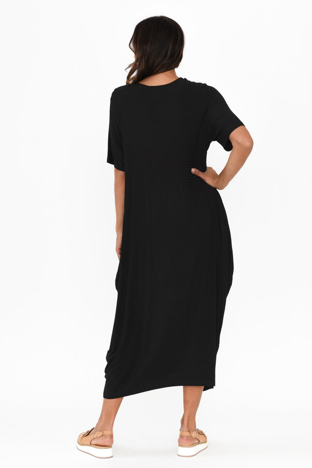 alt text|model:Cara image 5