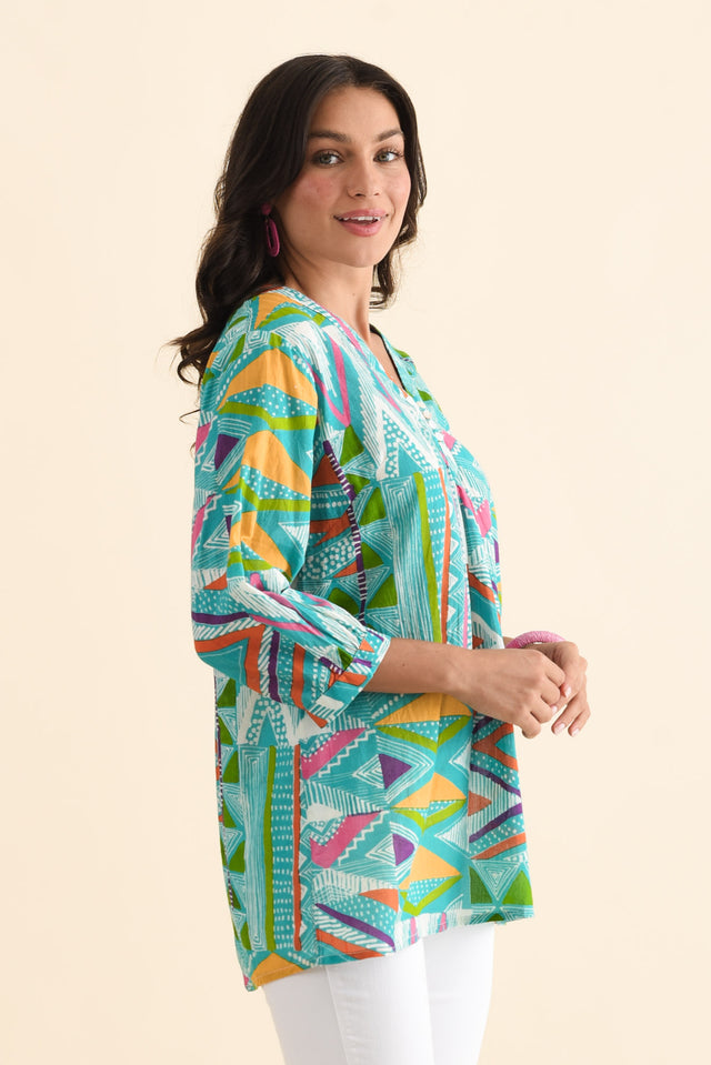Derine Aqua Abstract Cotton Button Top,Brunette model,alt text|model:Brontie image 4