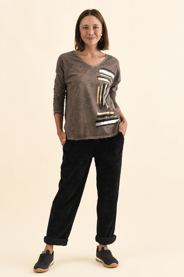Devon Brown Brush Stroke Cotton Top,Brunette model,alt text|model:Cara image 7