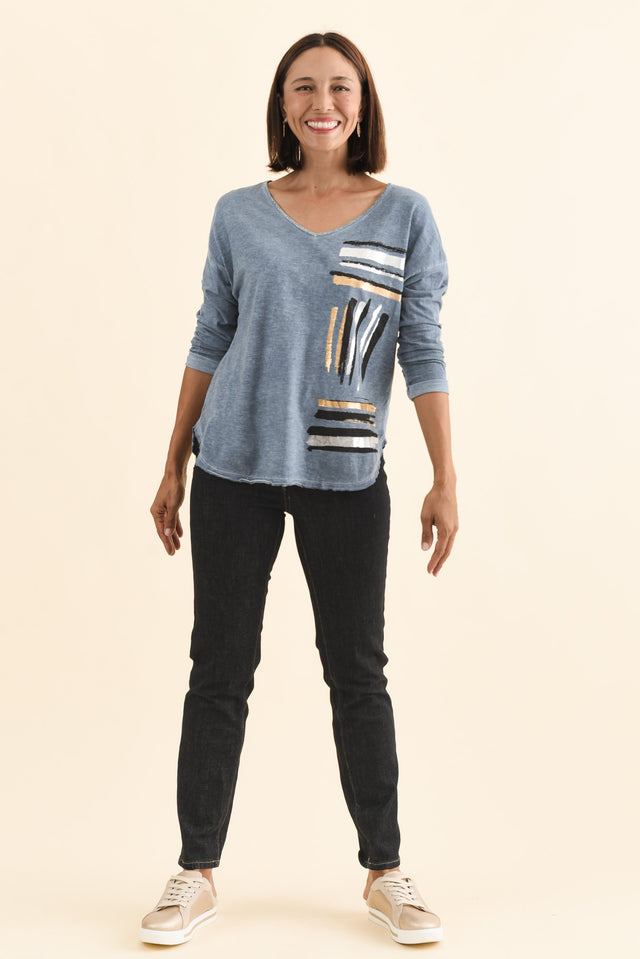 Devon Steel Brush Stroke Cotton Top,Brunette model,alt text|model:Cara image 6