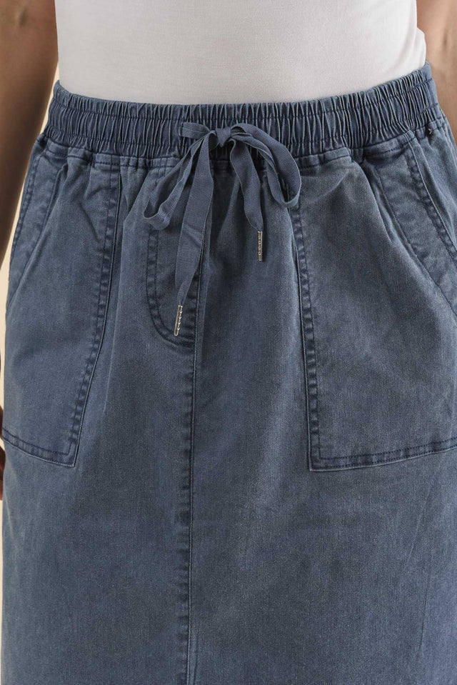 Dinah Washed Blue Cotton Drawstring Skirt,Detail,Brunette model,alt text|model:MJ image 6