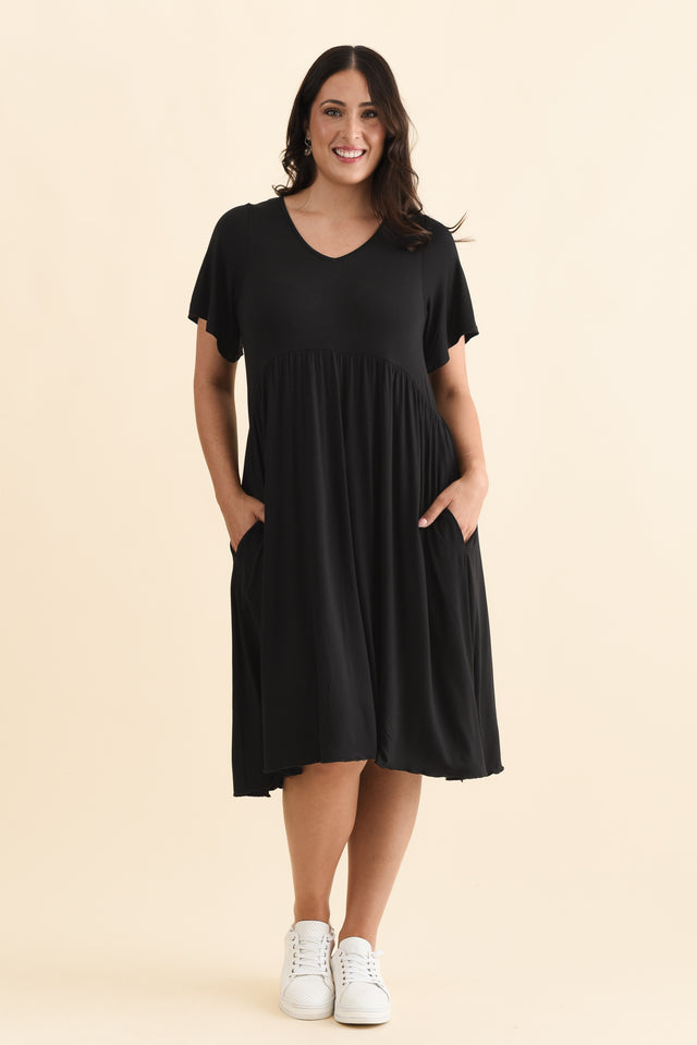 alt text|model:Emilia image 9