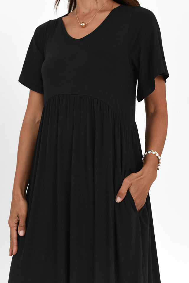 alt text|model:Cara image 6