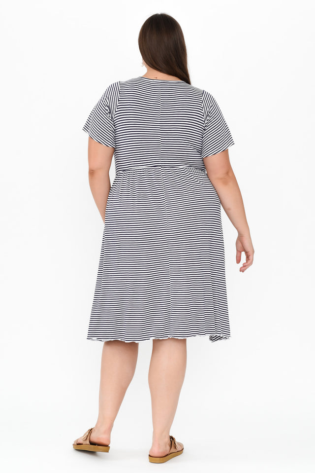 Donna Navy Stripe Gathered Dress,Brunette model,alt text|model:Gabby image 12