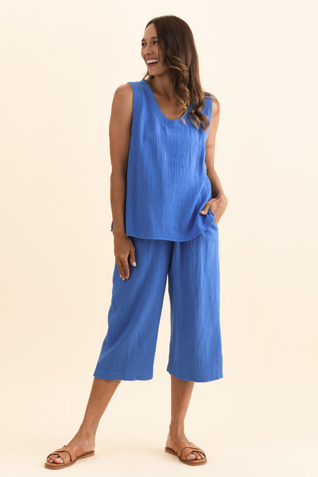 alt text|model:Cara image 6