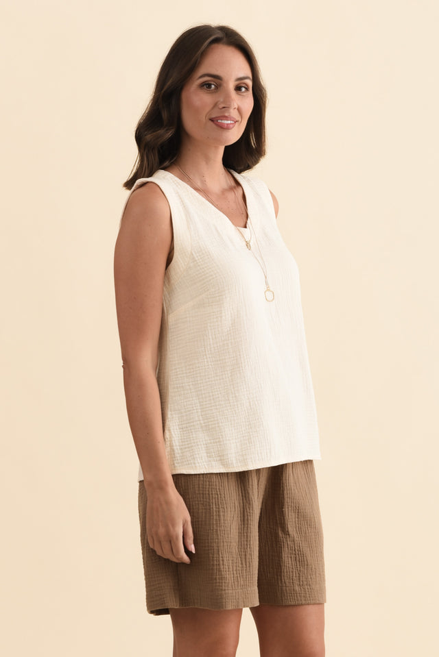 alt text|model:MJ image 5