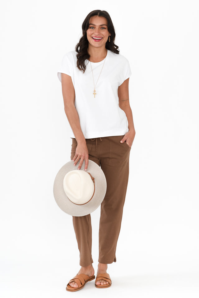 alt text|model:Brontie image 3