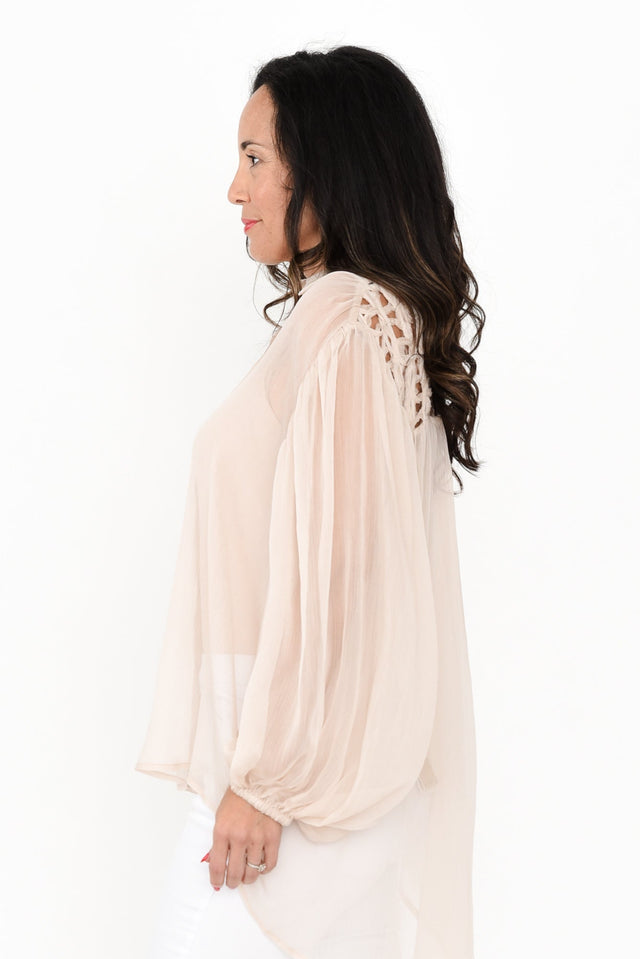 Eden Cream Collared Shirt,Brunette model,alt text|model:Nicole image 5