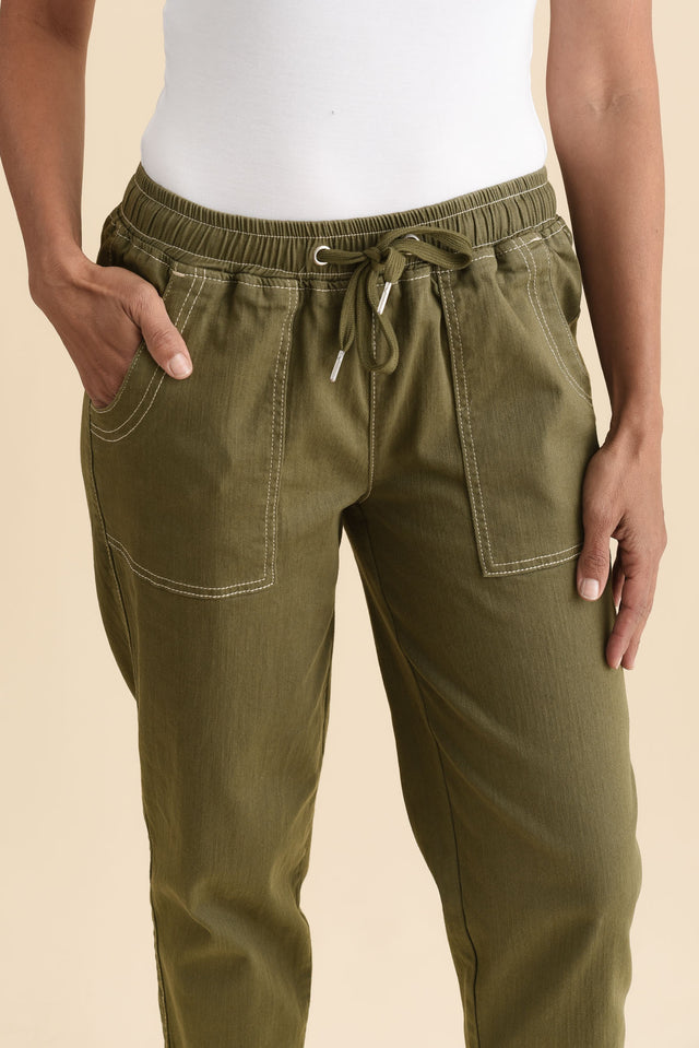 alt text|model:Cara image 5