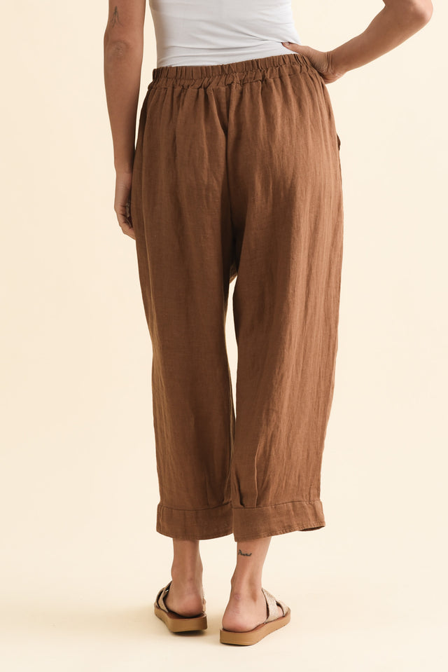 alt text|model:Brontie image 5