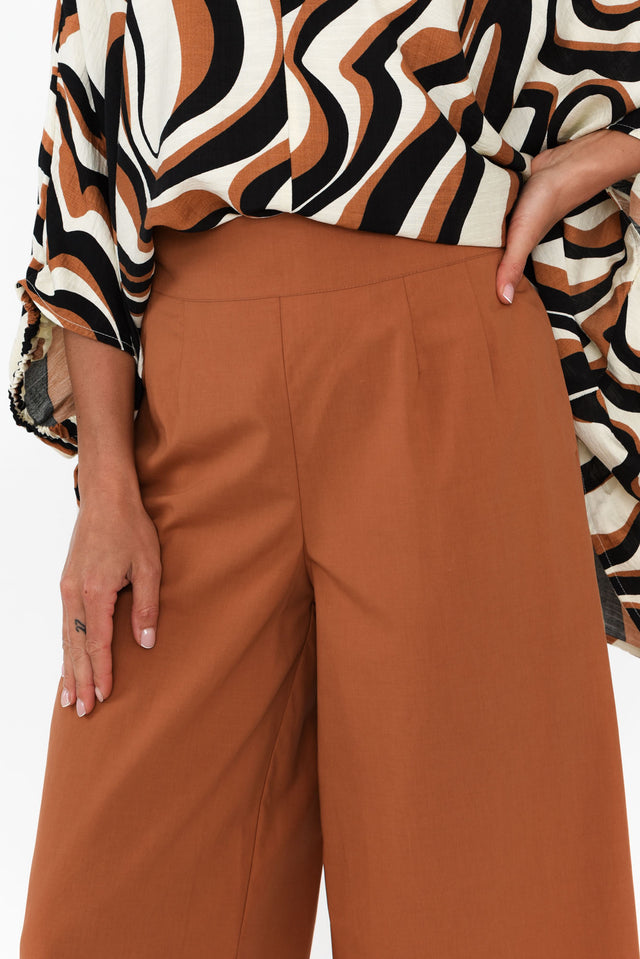 alt text|model:Brontie image 6