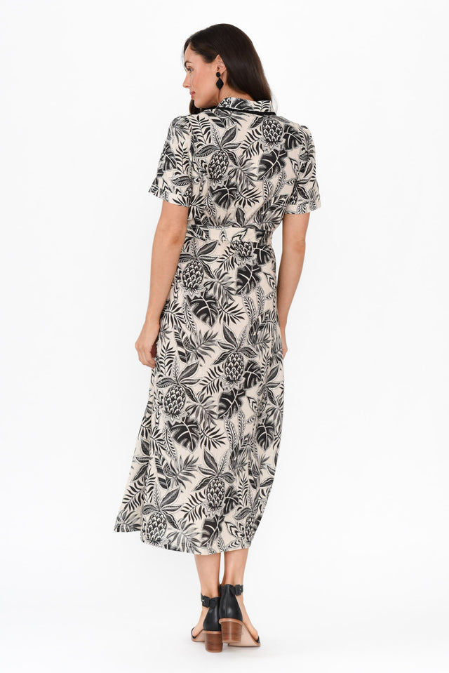 Essadora Black Leaf Linen Dress,Brunette model,alt text|model:Elouise image 6