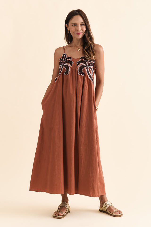 alt text|model:Cara image 3