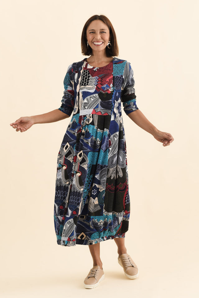 Estie Blue Abstract Pocket Midi Dress,Brunette model,alt text|model:Cara image 3