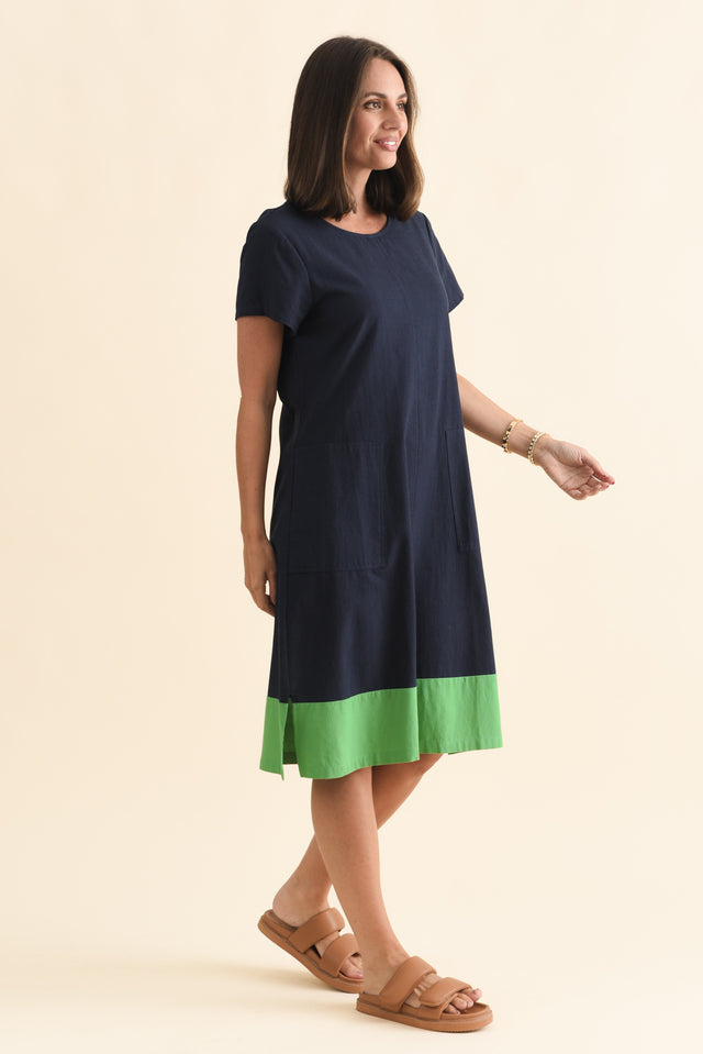 alt text|model:MJ image 4