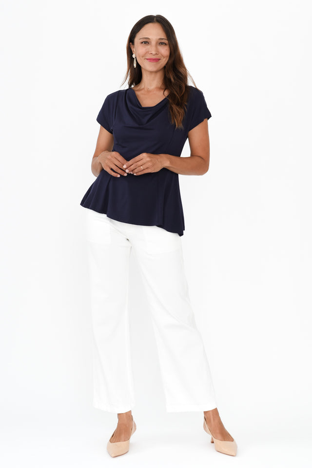 alt text|model:Cara image 7