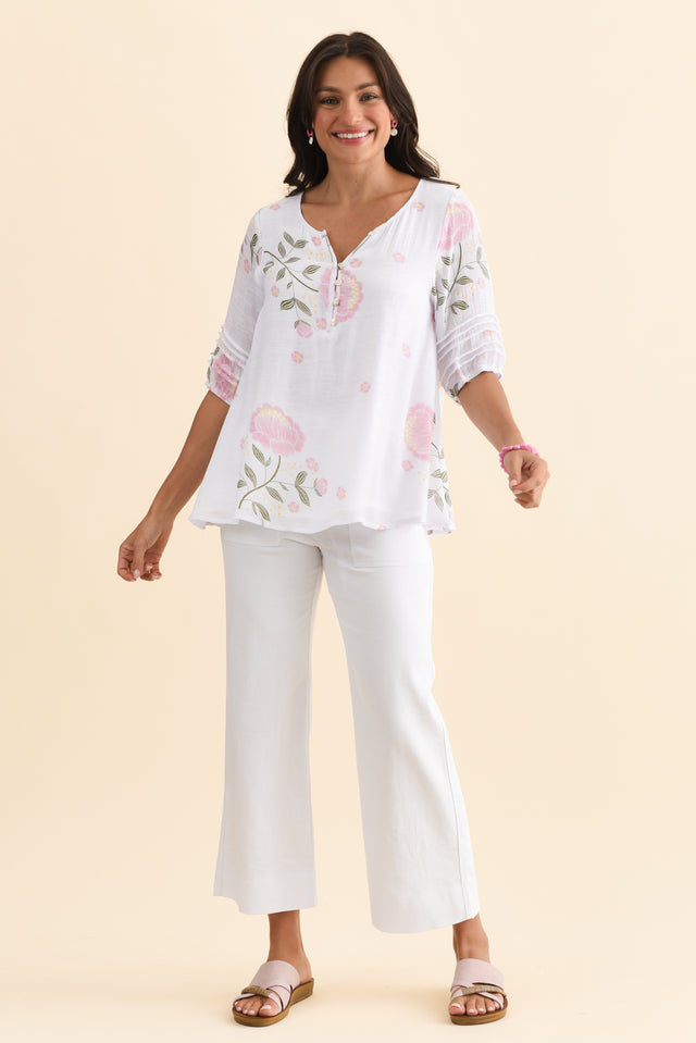 alt text|model:Brontie image 7