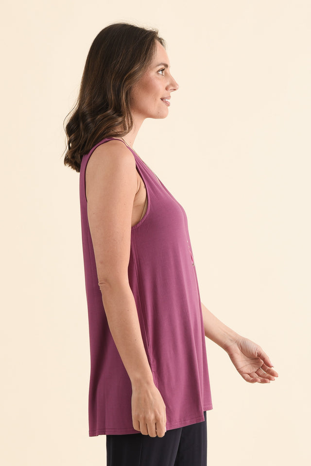 Fantasia Plum Bamboo Tunic Top,Side,Brunette model,alt text|model:Cara image 3